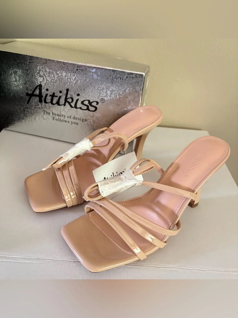 AITIKISS Women's Nude Strappy Square-Toe Heels New in Box 6 1/2